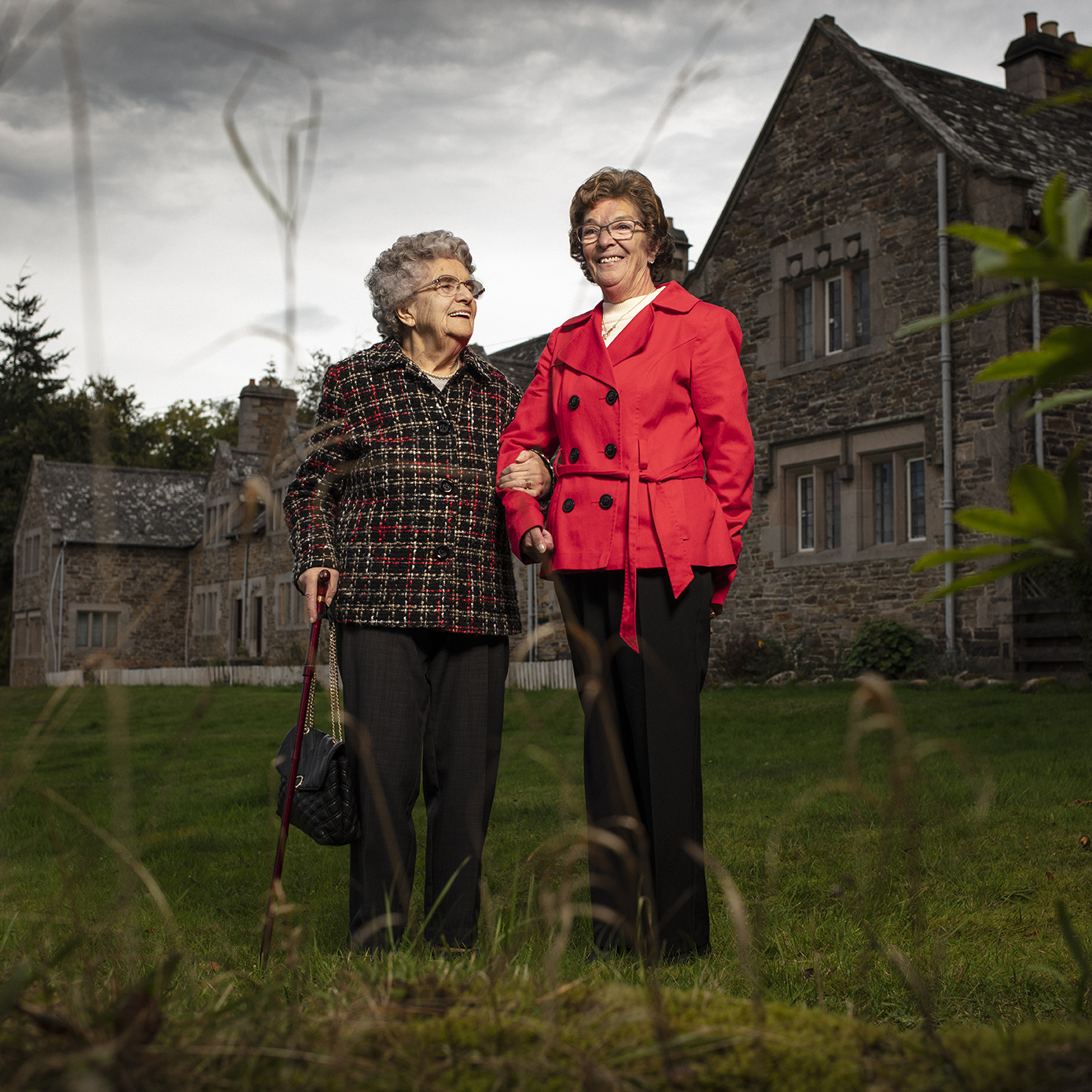 Margaret McKenzie and Barbara Souter, Cothall Cottages The Register Paul Heartfield photography